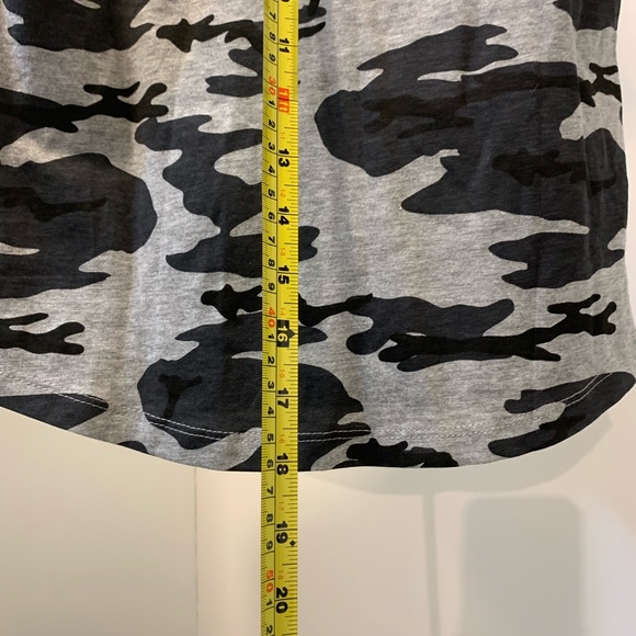 ZARA boys size 5 NWT KEEP READY grey camo and black t-shirt - Picture 6 of 8